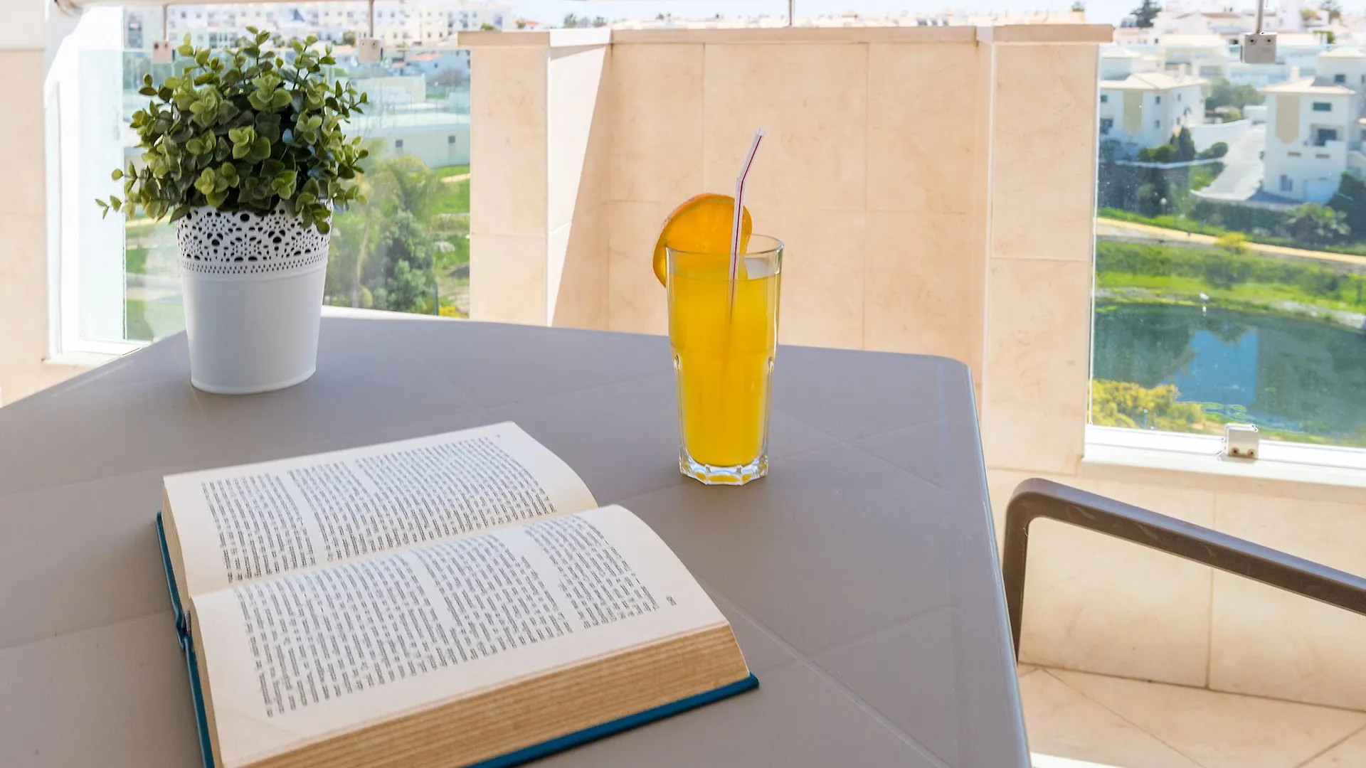 Luna Solaqua Albufeira