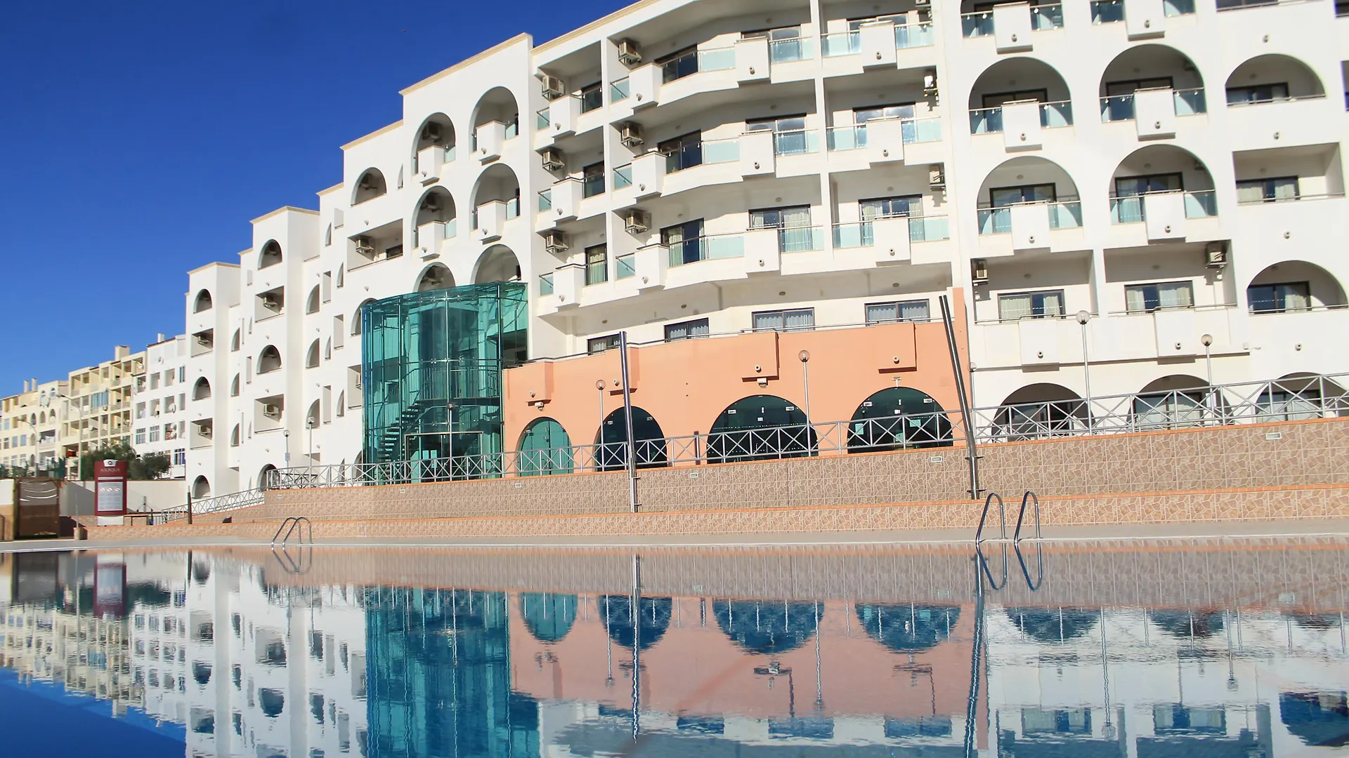 Luna Solaqua Albufeira Aparthotel