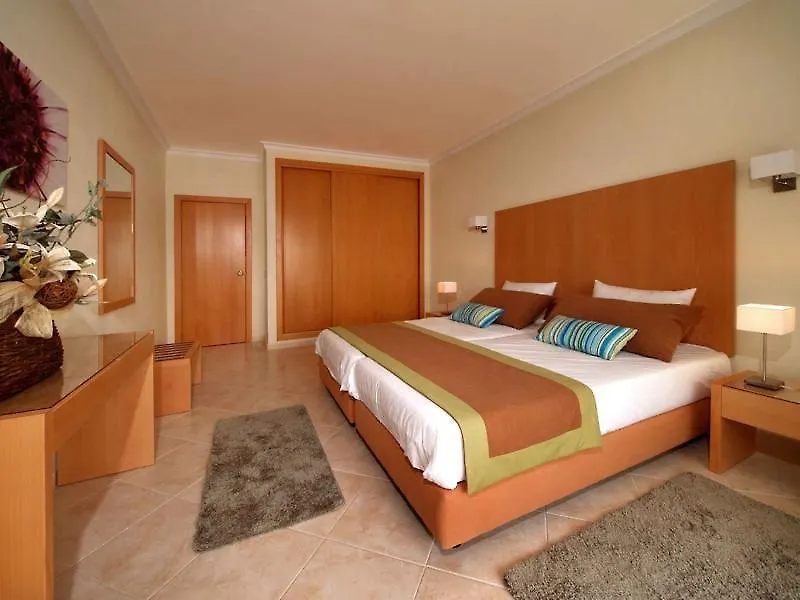 Luna Solaqua Albufeira 4*,